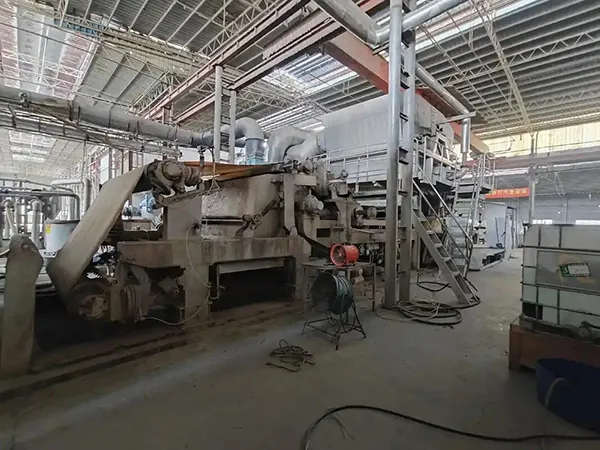 ماكينة إنتاج مناديل ورقية تيشو مستعملة